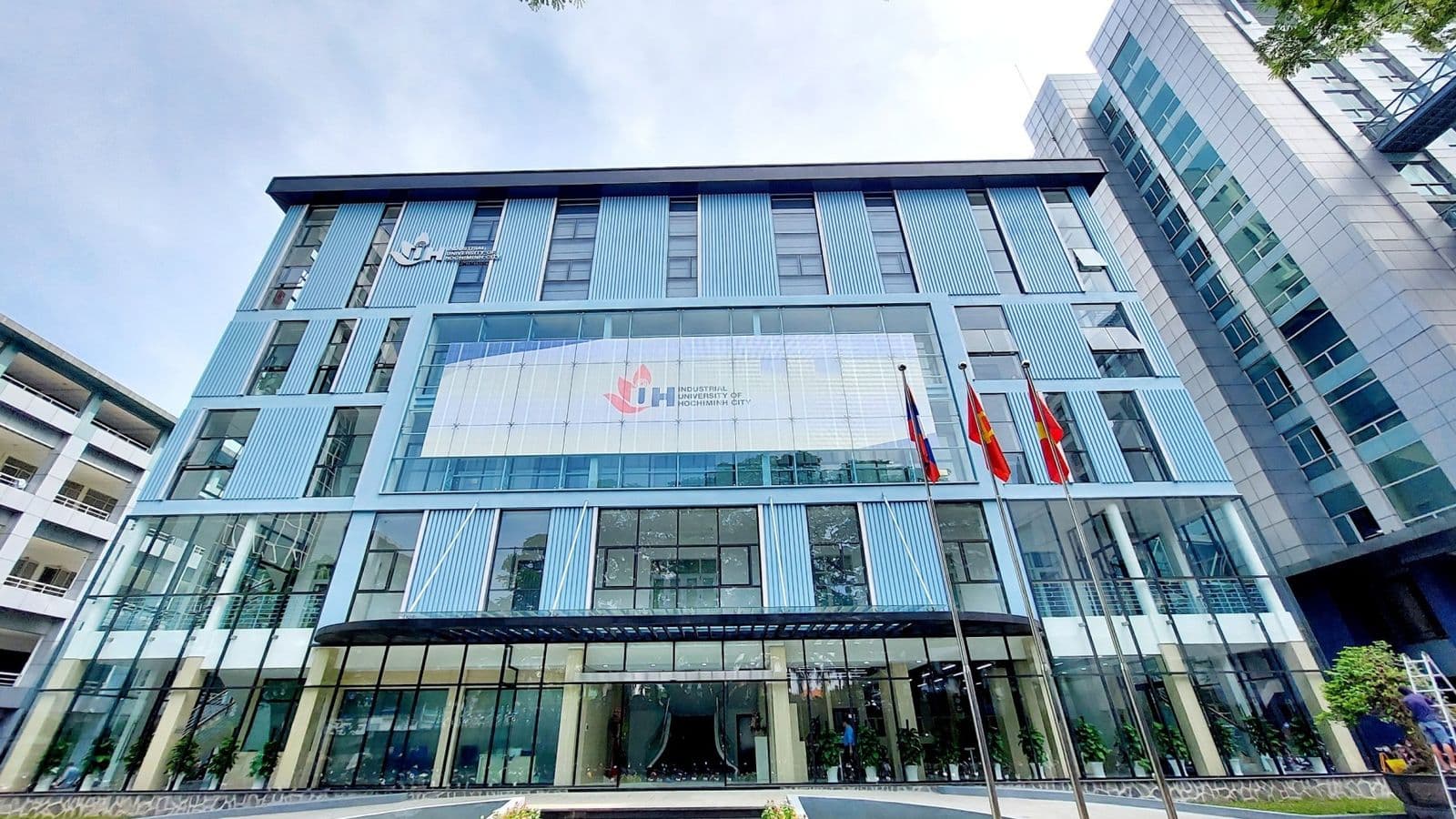 Hình ảnh trường Đại học Công Nghiệp TP. Hồ Chí Minh