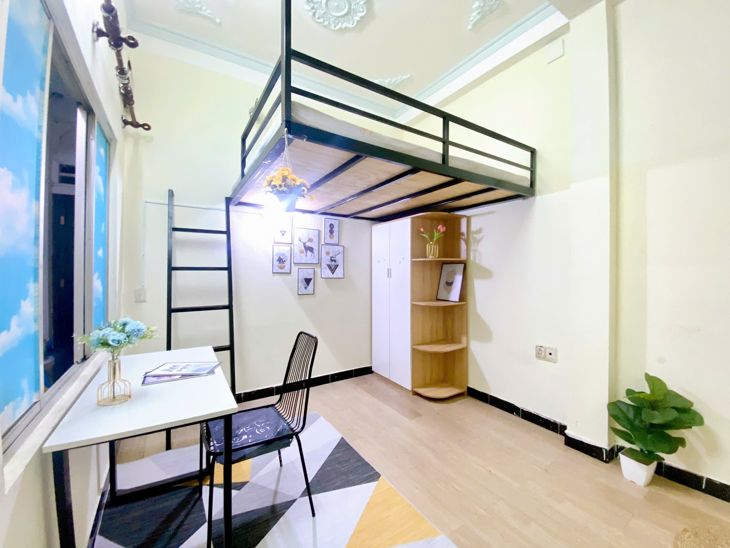 CĂN HỘ DỊCH VỤ CỬA SỔ HÀNH LANG DUPLEX