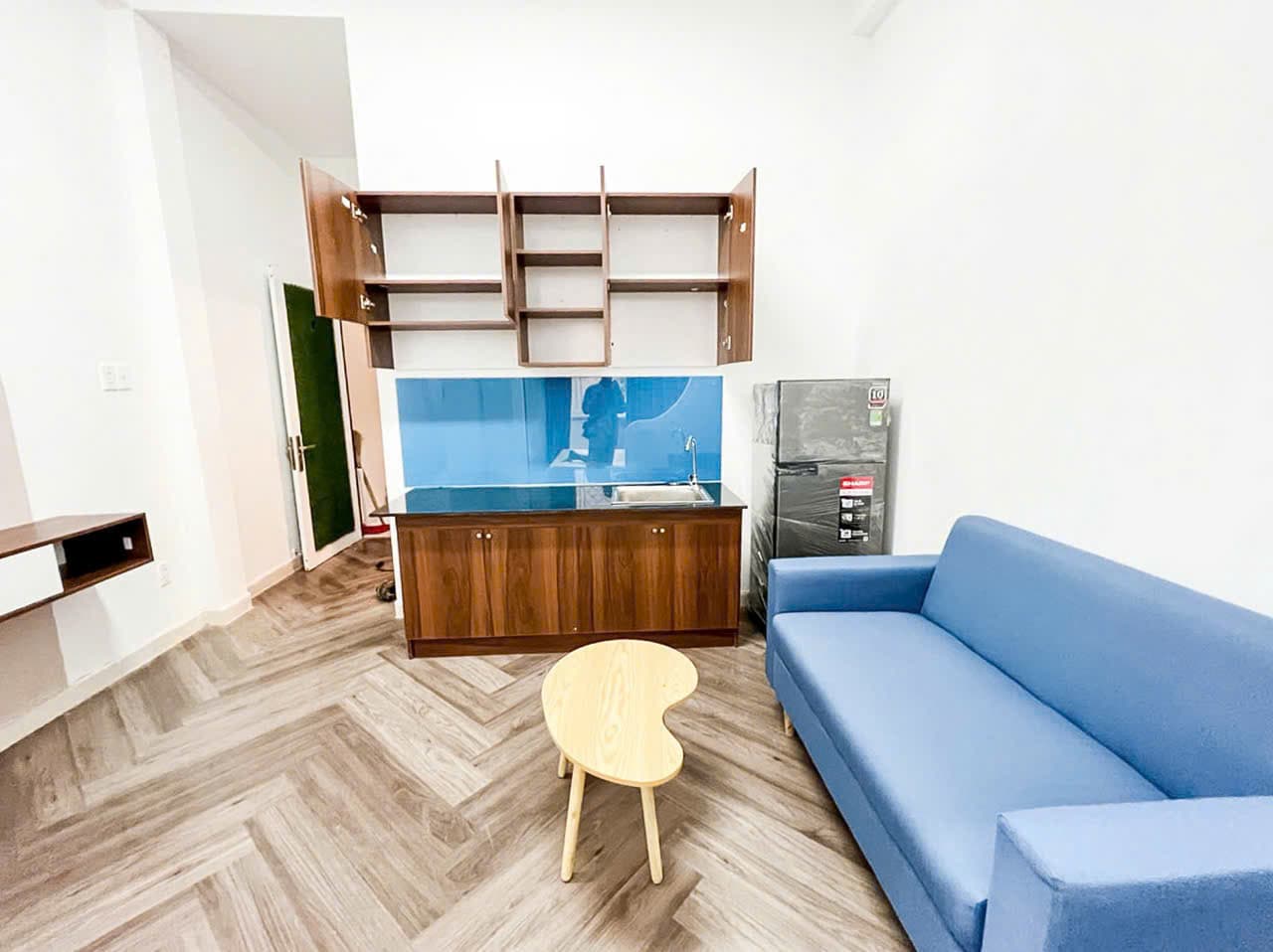 CĂN HỘ DỊCH VỤ FULL NỘI THẤT CỬA SỔ TRỜI PHÒNG STUDIO BAN CÔNG