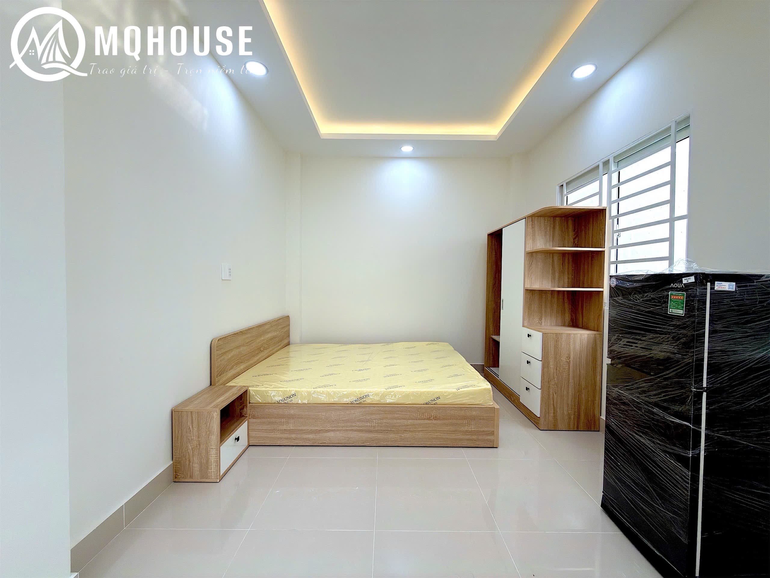 CĂN HỘ DỊCH VỤ CỬA SỔ TRỜI PHÒNG STUDIO FULL NỘI THẤT BAN CÔNG TÁCH BẾP - 7Tr8 - 25m²