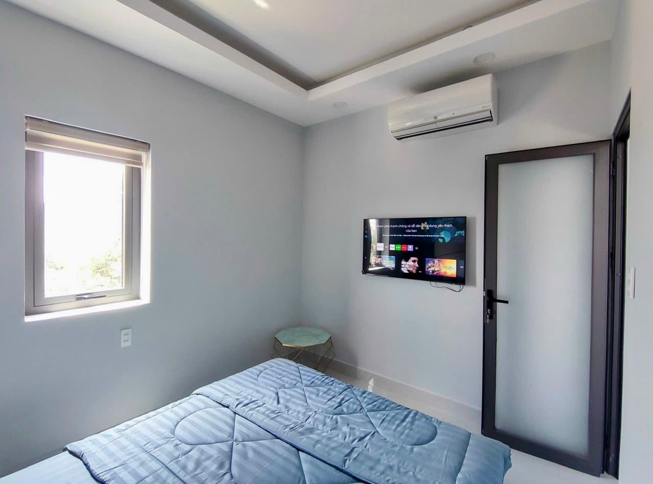 CĂN HỘ DỊCH VỤ TÁCH BẾP 1 PHÒNG NGỦ CỬA SỔ TRỜI FULL NỘI THẤT