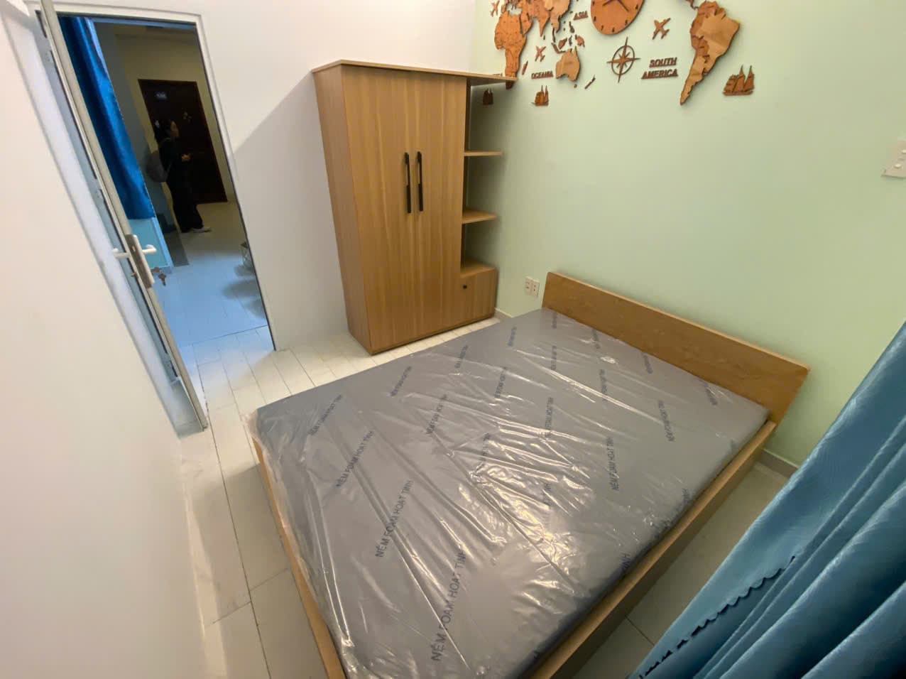 CĂN HỘ DỊCH VỤ TÁCH BẾP 2 PHÒNG NGỦ BAN CÔNG FULL NỘI THẤT