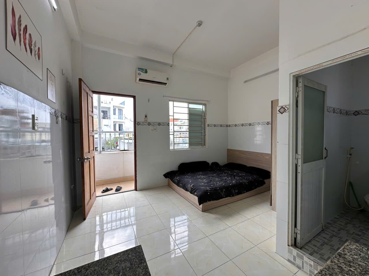 CĂN HỘ DỊCH VỤ CỬA SỔ TRỜI BAN CÔNG FULL NỘI THẤT PHÒNG STUDIO